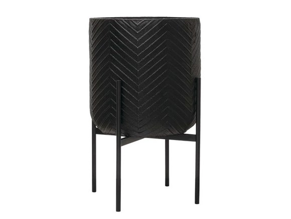 This planter has a simple and modern chevron pattern. This elegant planter reflects minimalism, inspired by classic mid-century style. The matte black color fits to most home decor and can be paired with a variety of plants. It holds up to a 14-inch pot for smaller plants, such as cactus.<br>