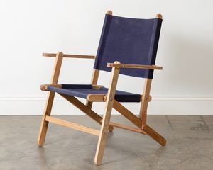 Classic navy blue canvas folding chair