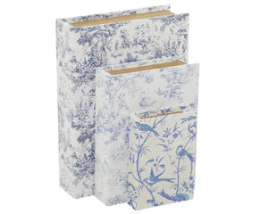 Blue toilet book box set

Offering both style and function, this white set of book-shaped boxes can elevate the visual aesthetic of any space, adding height to bookshelves and consoles. The book boxes are capable of nesting within each other. These are a great gift choice for an avid reader.

These book boxes are sold in sets of three, one of each size.