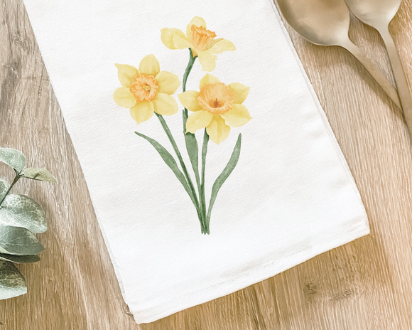 Daffodil floral kitchen towel
*Made to order*

Our cotton tea towels are heavy-weight, highly absorbent, and lint-free. This design features a hand-drawn lovely bouquet of daffodils printed with water-based ink atop a white background. These are perfect for summer and make for a great gift.

This item is proudly made in the USA. 

Materials:
Cotton

Dimensions:
27