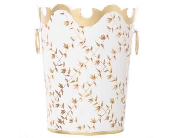Ivory & gold trellis wastebasket with handles

Enhance your space with our beautifully hand-painted metal wastepaper basket. Each basket is crafted with care, combining durability with stunning artistry, making them a perfect addition to any room. 

Materials:
Metal

Dimensions:
8