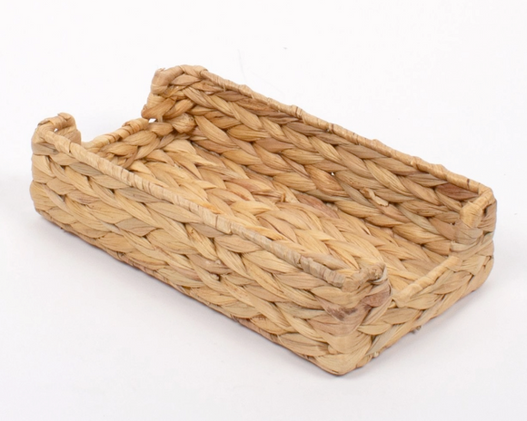 This guest towel tray is an elegant addition to your bathroom vanity or outdoor bar cart. Combining sophisticated design and functionality, this guest towel tray is a statement piece as lovely as it is utilitarian. Meticulously crafted from water hyacinth with a basketweave pattern, its natural warmth exudes an air of elegance, bringing a bit of the outdoors in.

Materials:
Water hyacinth

Dimensions:
5
