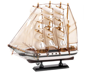 Decorate your home indoor or out with this sophisticated statue! Use as a table centerpiece, shelf ornament, or to class up your living room, this piece will add an air of elegance to any space. An amazing housewarming gift, this model will fill any home with style and regality!